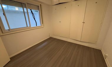 Local con vivienda, ampliable a un gran local. Olivos.