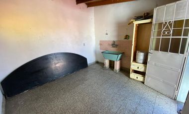 Casa 3 ambientes VENTA Lanus