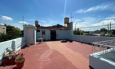 Casa 3 ambientes VENTA Lanus