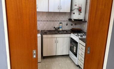 PH 1°  Piso por escalera solo para profesional.  en Lanús Este