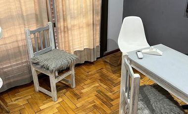 PH 1°  Piso por escalera solo para profesional.  en Lanús Este