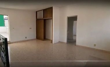 Casa en Venta con 5 recámaras en Las Américas, Naucalpan de Juarez