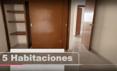 Casa en Venta con 5 recámaras en Las Américas, Naucalpan de Juarez