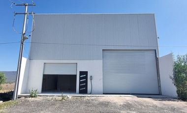 Bodega comercial de 800 m² en renta, Santa María Begoña, Qro. Transformador 150