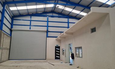 Bodega comercial de 800 m² en renta, Santa María Begoña, Qro. Transformador 150