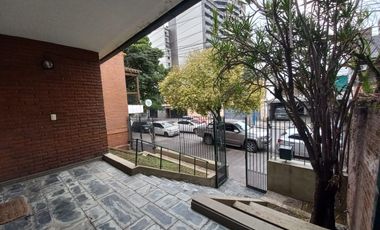 Propiedad comercial en Barrio Norte – Ubicación estratégica y alto potencial