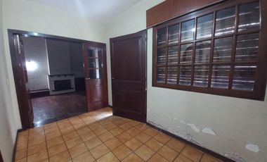 Propiedad comercial en Barrio Norte – Ubicación estratégica y alto potencial