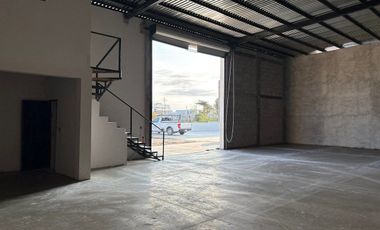 Bodega comercial de 180 m² en renta, cerca de Zibatá, en San José el Alto, Queré