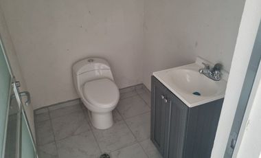 Bodega comercial de 300 m² en renta, en San José el Alto, Querétaro