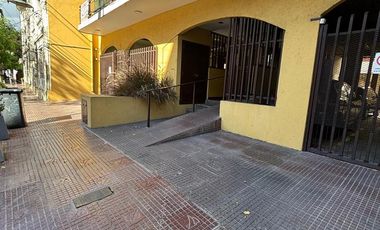 Departamento amplio 2 ambientes. Cochera cubierta - San Fernando