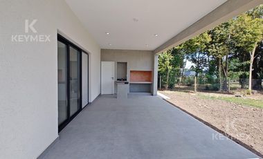 Casa en venta Santa Elisa - Pilar del Este