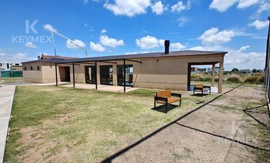 Casa en venta Santa Elisa - Pilar del Este