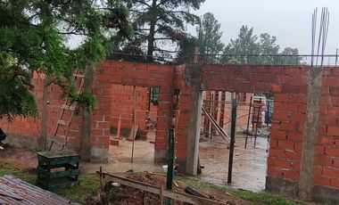 Casa en Construccion a la Venta en El Casco de Alvarez,La Reja