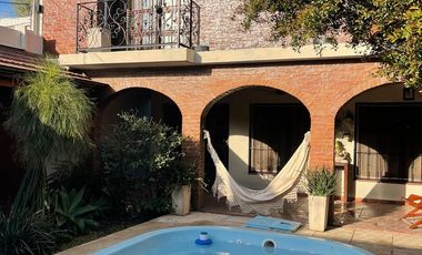 CASA EN VENTA EN BURZACO