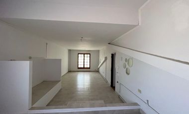 Casa en venta- Barrio G. Lehmann