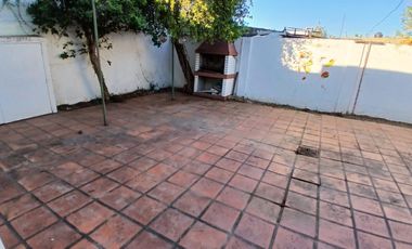 Casa en venta- Barrio G. Lehmann