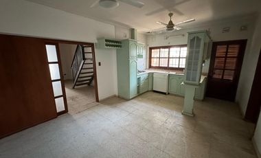 Casa en venta- Barrio G. Lehmann
