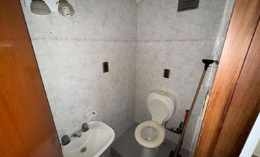 Casa en venta- Barrio G. Lehmann