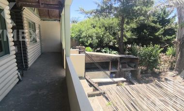 Casa en Vieytes Magdalena | 2 dormitorios, pileta 4x8, parrillas y salón
