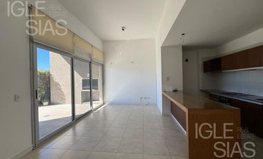 Departamento en alquiler con jardín, en Posadas, El Palmar