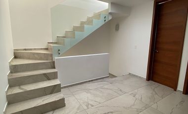 Casa en Aveiro, dentro de Madeiras