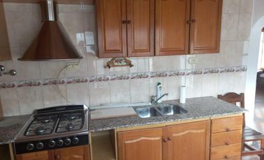 Casa venta en Los Antiguos 3 dormitorios 2 baños con patio cochera