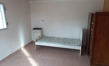 Casa venta en Los Antiguos 3 dormitorios 2 baños con patio cochera