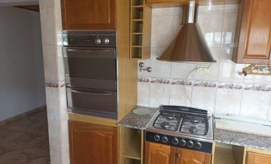 Casa venta en Los Antiguos 3 dormitorios 2 baños con patio cochera
