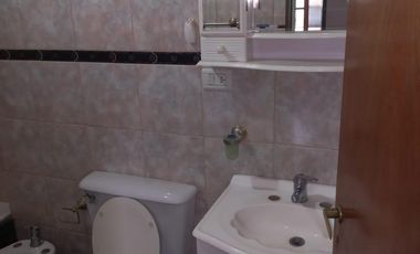 Casa venta en Los Antiguos 3 dormitorios 2 baños con patio cochera