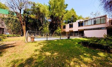 VENTA CASA EN JARDINES DEL PEDREGAL