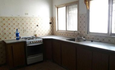 Casa re tasada para refaccionar