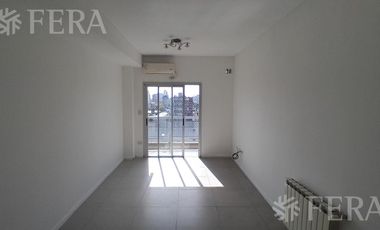 Alquiler Departamento 2 ambientes con balcón en Wilde