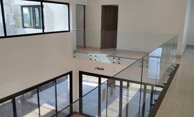 Imponente Casa en venta en Country El Mirador