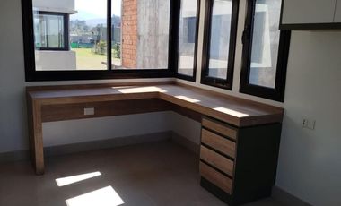 Imponente Casa en venta en Country El Mirador