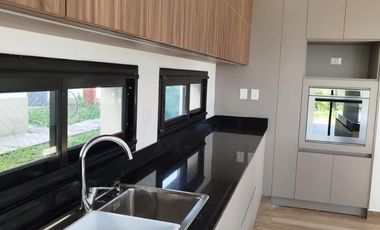 Imponente Casa en venta en Country El Mirador