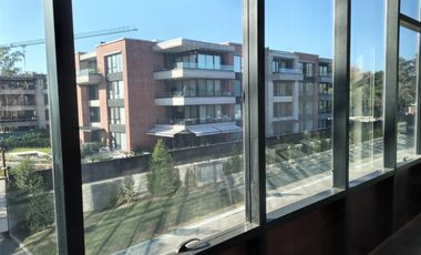Alquiler de oficina de 127 m2 en San Isidro