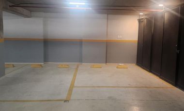 ALQUILER MONOAMBIENTE EN TORRE DOMMO CON COCHERA - NEUQUEN