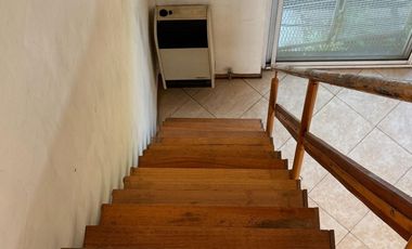 MUNRO - PH PLANTA ALTA 2 AMB A 3 CUADRAS DE AV. VELEZ SARSFIERLD!