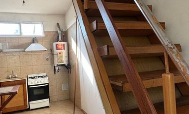MUNRO - PH PLANTA ALTA 2 AMB A 3 CUADRAS DE AV. VELEZ SARSFIERLD!