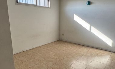 MUNRO - PH PLANTA ALTA 2 AMB A 3 CUADRAS DE AV. VELEZ SARSFIERLD!