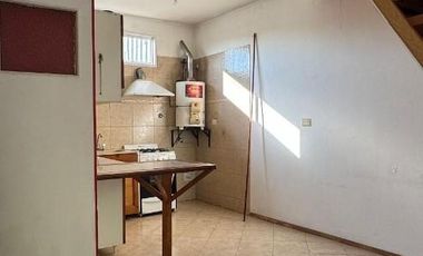 MUNRO - PH PLANTA ALTA 2 AMB A 3 CUADRAS DE AV. VELEZ SARSFIERLD!