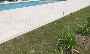 Duplex Campus Vista Pilar - Pilar