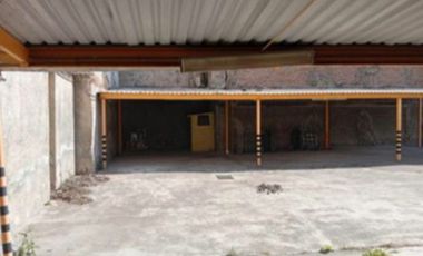 Excelente Terreno en Venta en La Calle de Regina en el Centro Historico