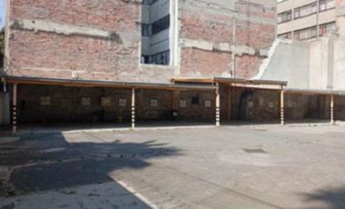 Excelente Terreno en Venta en La Calle de Regina en el Centro Historico