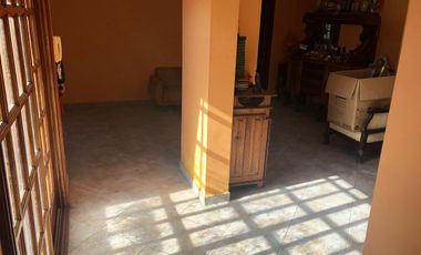 VENTA GALPÓN 390 M2  MÁS 2 DEPARTAMENTOS - LANÚS ESTE