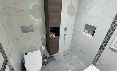Casa con 3 dormitorios y un estudio