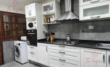 Casa con 3 dormitorios y un estudio