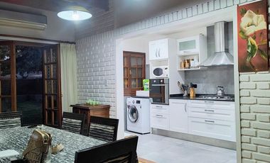 Casa con 3 dormitorios y un estudio
