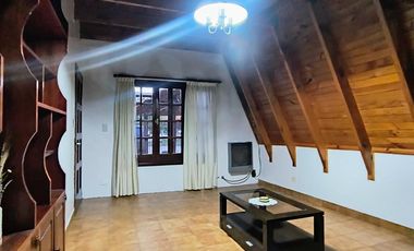 Casa con 3 dormitorios y un estudio