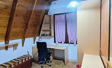 Casa con 3 dormitorios y un estudio